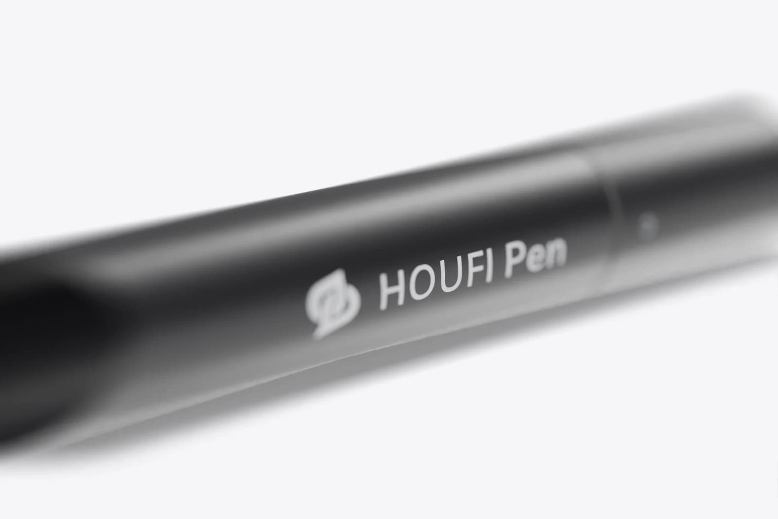 تفاصيل علامة HOUFI Pen على جسم القلم
